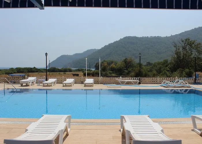 Emir Palas Hotel Otel 2*